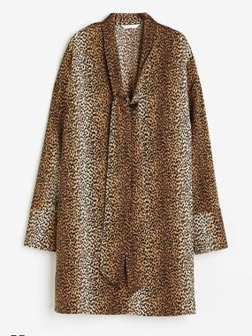 H&M Leopard Print Tie-Neck Tunic Dress in Brown and Black